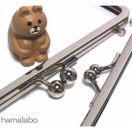 【HA-1430】16.5cm/角型の口金(ミニアメ玉＆足長)・カン付き/シルバー
