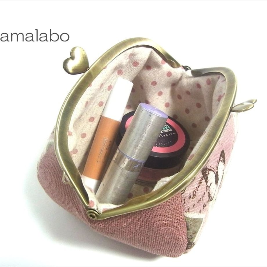 5b6a213550bbc34e2a003e46