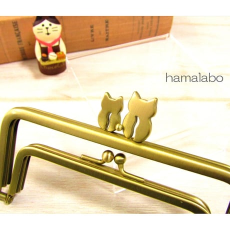 (廃盤予定)【HA-1976】「ネコの親子」の親子口金 12cm/角型(アンティークゴールド)