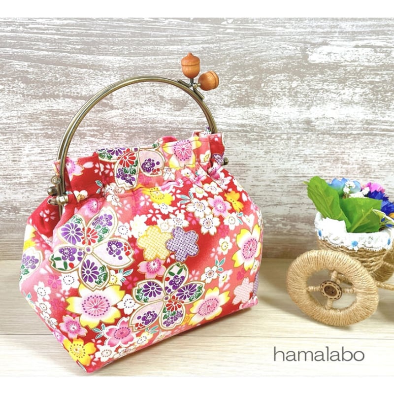 アレキサンダーヘンリー　がま口お化粧ポーチ アレキサンダーヘンリー がま口お化粧ポーチ