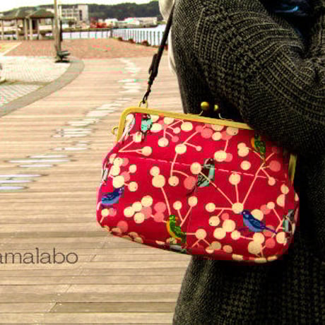 【HA-1832】27cm角型 兼用カン口金(大きな茶色の木キューブ×アンティークゴールド)＋(プラス)