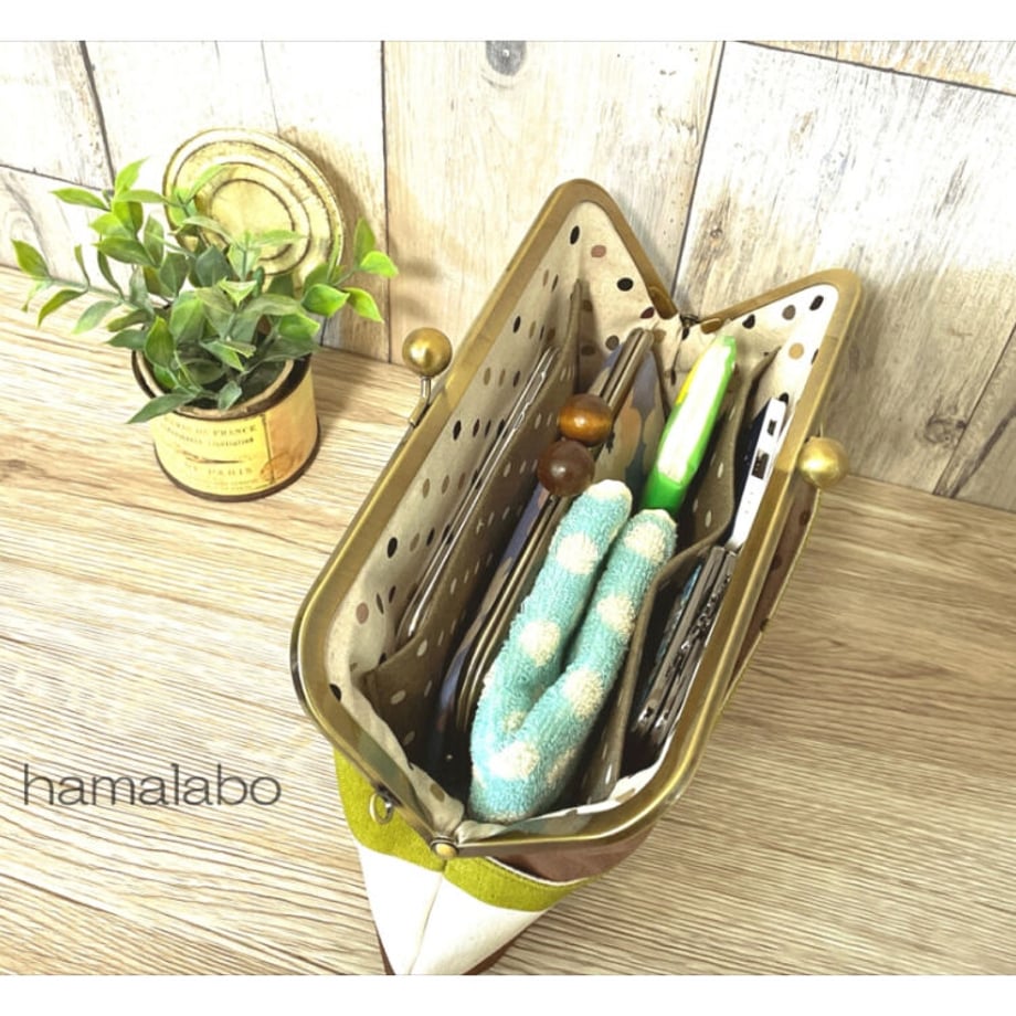 62c6445adbe7444d1bb7df84