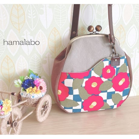 【HA-2182】18cm/くし型口金(ちょっと大きな紫色の木玉×アンティークゴールド)