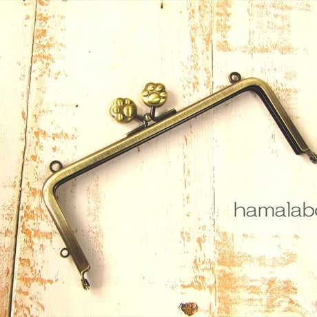 【HA-1967】13.5cm/角型(肉球×アンティークゴールド)・カン付き