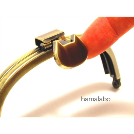 【HA-1569】オコシ式口金10cm/くし型(ネコ×アンティークゴールド)