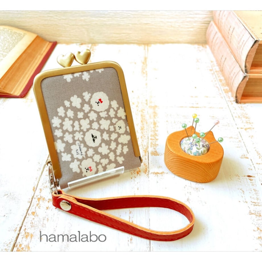 6142cca18c1a5b2dc0b29152