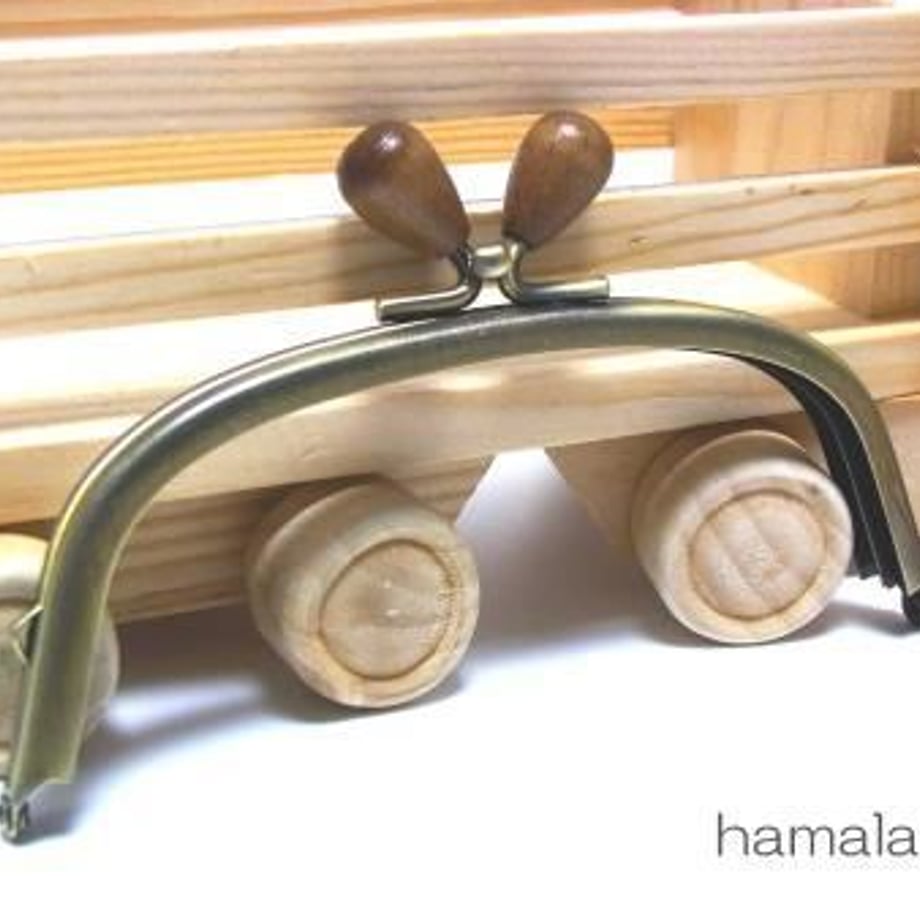 5b6a213550bbc34e2a003e46