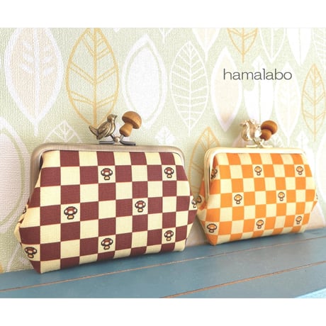 【HA-2318】12cm角型口金/小鳥のピースケ×薄茶色の細キノコ/アンティークゴールド