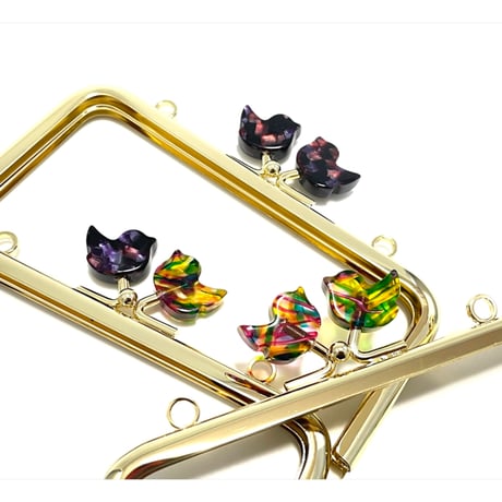 在庫調整で今だけ30％引き！【HA-b1125】12cm角型口金/コトリ型(レトロ模様)/ゴールド/カン付き