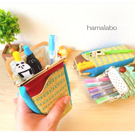 【HA-2252】7.5cm/角型/茶色のどんぐり/アンティークゴールド