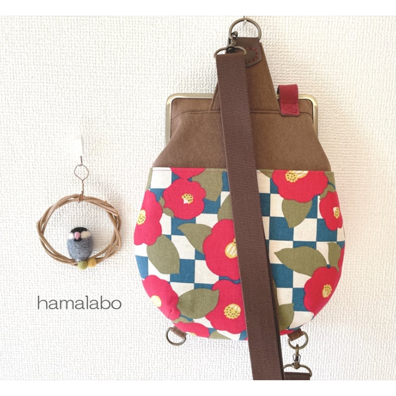 【DORAさま専用】スリム型がま口ボディバッグ　肉球ひも２本+刺繍リボンひも２本 KT-2145】スリム型がま口ボディバッグの型紙&レシピ(通常版)【18cm/角