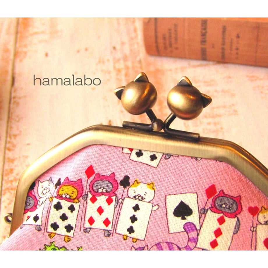 5cd22282d211bf06a7442f50