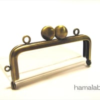【HA-1518】8.5cm口金/角型(アンティークゴールド)/カン付き-碁石つまみ-
