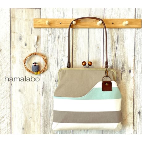 【KT-2099】ペタンコ版！がま口ポケットショルダーバッグの型紙＆レシピ【24cm/角型用】