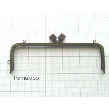 【HA-1832】27cm角型 兼用カン口金(大きな茶色の木キューブ×アンティークゴールド)＋(プラス)