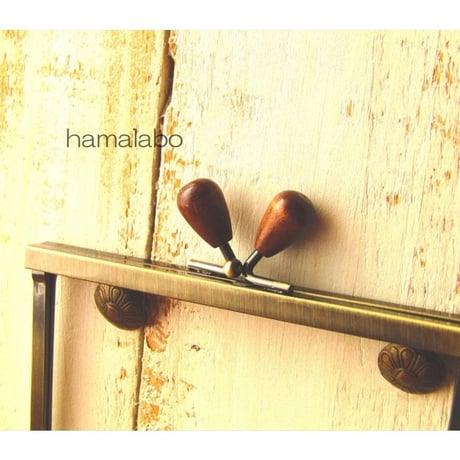 【HA-1500】12cm浮き足口金/茶色の木オーバル(アンティークゴールド)
