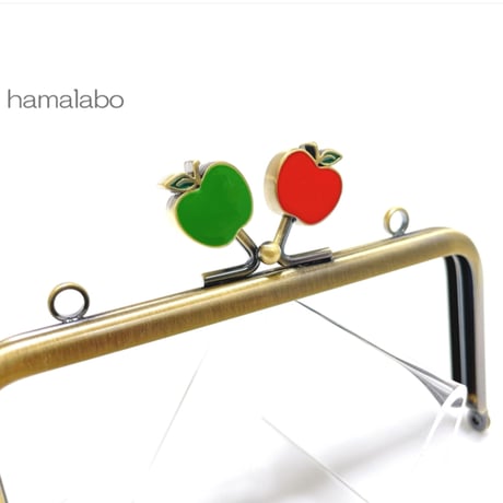 【HA-2580】12cm/角型(赤リンゴ×青リンゴ×アンティークゴールド)・カン付き
