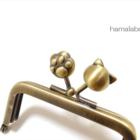 がま口の日セール！大特価！【HA-2604】7.5cm/角型口金(肉球×ネコ玉×アンティークゴールド)