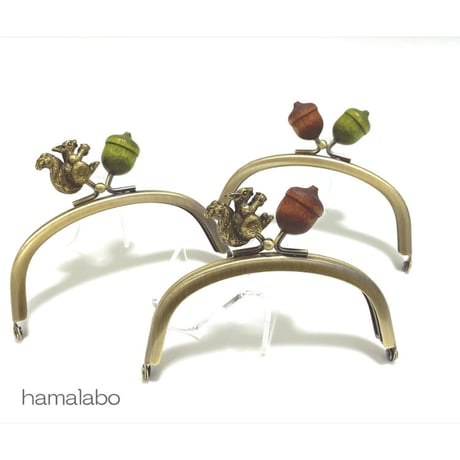 <廃盤予定>【HA-2279】10cmくし型口金/茶色どんぐり×緑色のどんぐり/アンティークゴールド