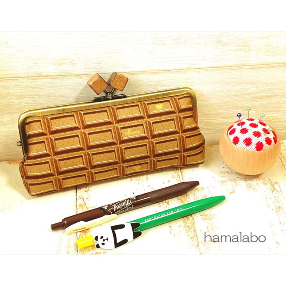 6153ab6651244e05b4f8d7d9