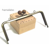 【HA-114】18cm木玉/角型(茶色の木玉×アンティークゴールド)・カン付き