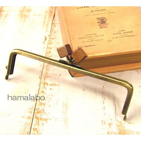 【HA-2019】16.5cm木玉/角型(茶色の木キューブ×アンティークゴールド)