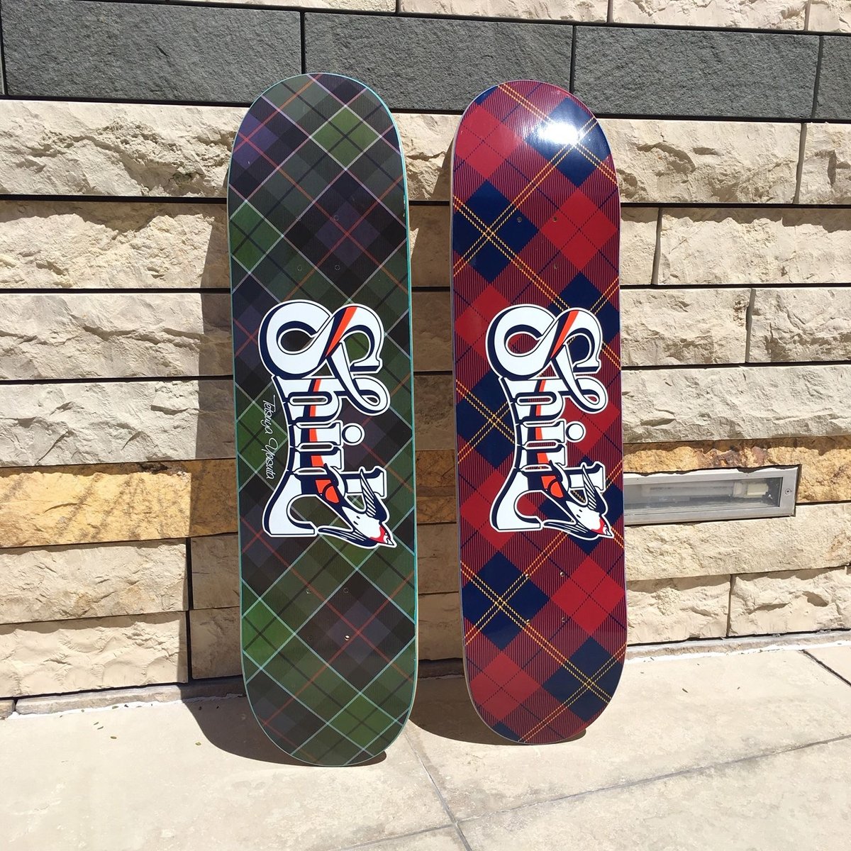 TEAM RED TARTAN CHECK DECK [MADE IN USA] | SH