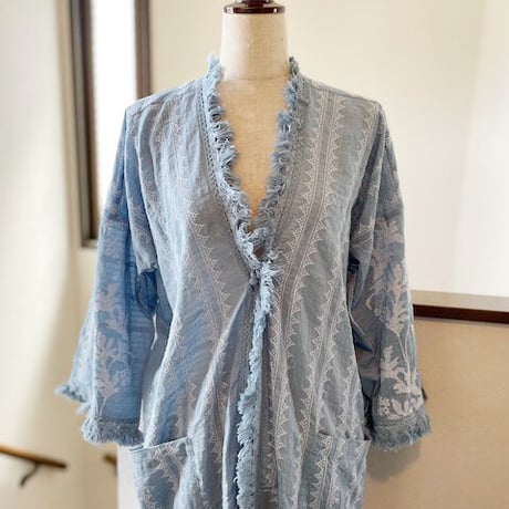 コットンスラブボイル　花柄xスモック刺繍羽織り　 ローブ　キモノガウン　#2311004