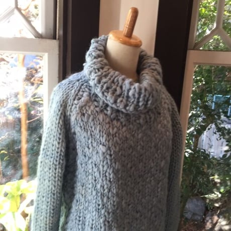 #1947014 TT ウール手編みニットタートルネック　WOOL 100%