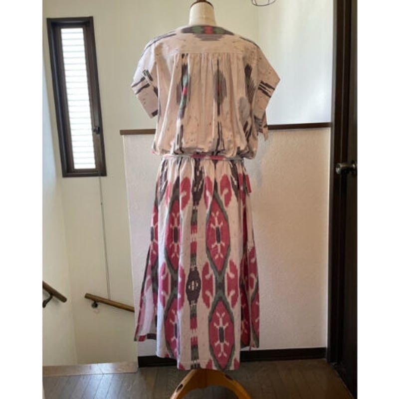 ヴィスコースXフラックス IKAT柄 プリント ドレープワンピース  