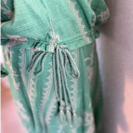 コットンスラブボイル　花柄xスモック刺繍　 チュニック　ビッグスリーブブラウス　#2314001