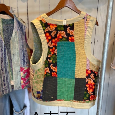 ヴィンテージ　カンタ刺繍　リメイクベスト　#2512004