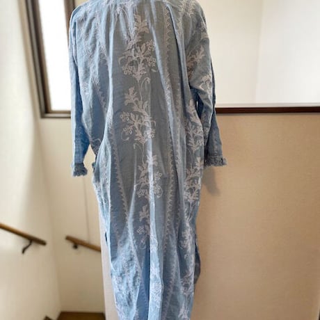 コットンスラブボイル　花柄xスモック刺繍羽織り　 ローブ　キモノガウン　#2311004