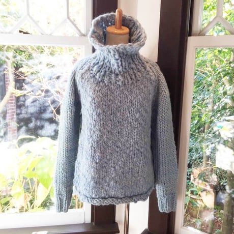 #1947014 TT ウール手編みニットタートルネック　WOOL 100%