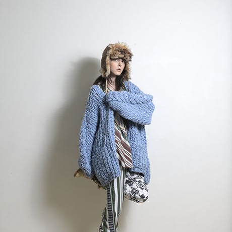 #1947010 手編みケーブルニットカーディガン　WOOL 100%