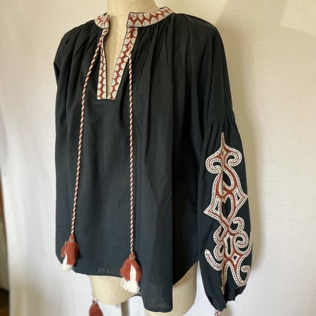 コットンフラックス　オマージュ刺繍　ビッグタッセル　BOHO チュニックブラウス#2214025