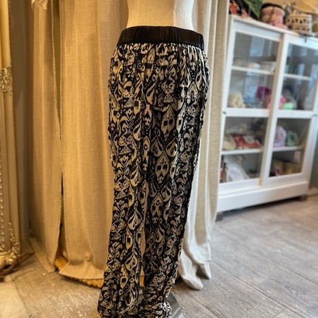 ベルベット　スカルプリントドレープパンツ　Velvet scull pt. Pants #2416005