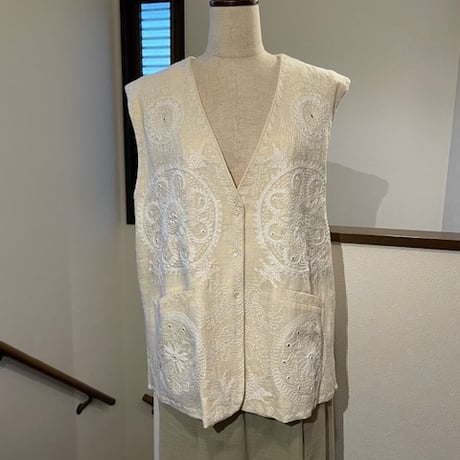 綿 フラックス 曼荼羅刺繍　ベスト　#2412020