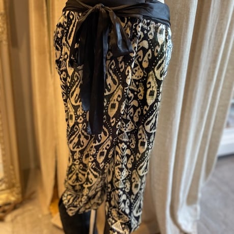 ベルベット　スカルプリントドレープパンツ　Velvet scull pt. Pants #2416005