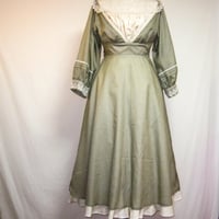 "Gertrude" クラシカルエンパイアワンピース