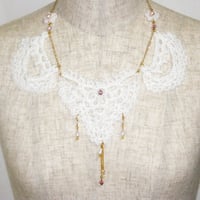 “Jewel Box”レースモチーフネックレス