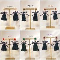 "Grace of Solitude" タッセルイヤリング