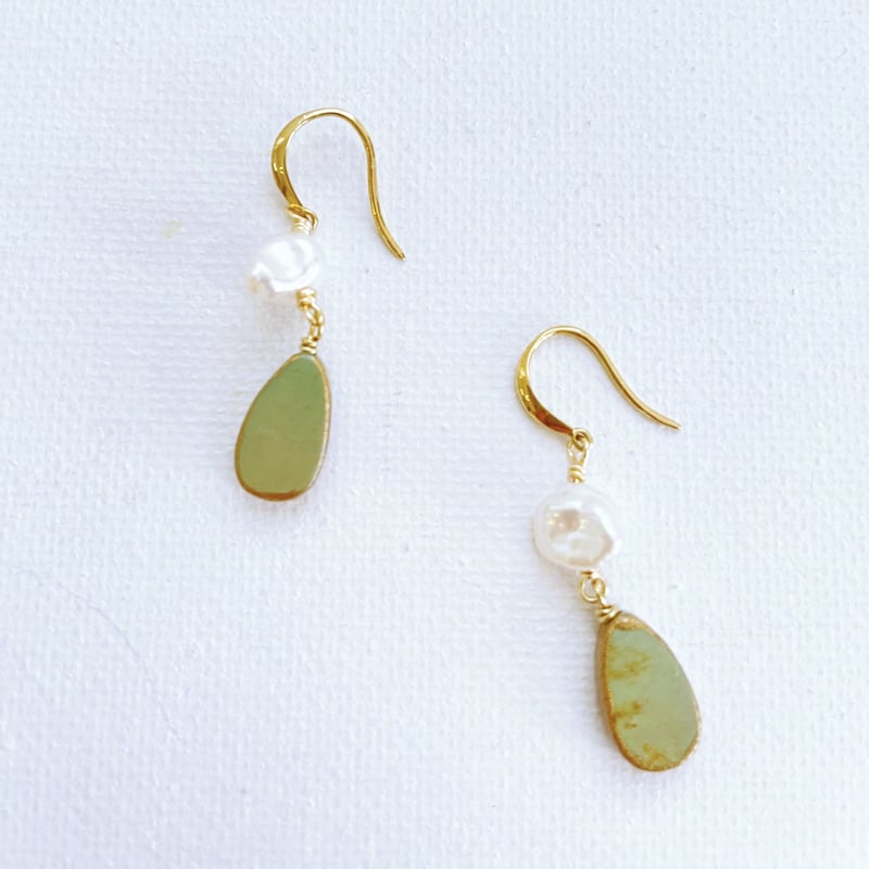 グリーンターコイズx淡水パールピアス | Grandma's Pearl グリーンターコイズx淡水パールピアス | Grandma's Pearl