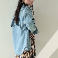 HERENCIA バックフリルデニムブラウス ( ブリーチ ) | エイプリル