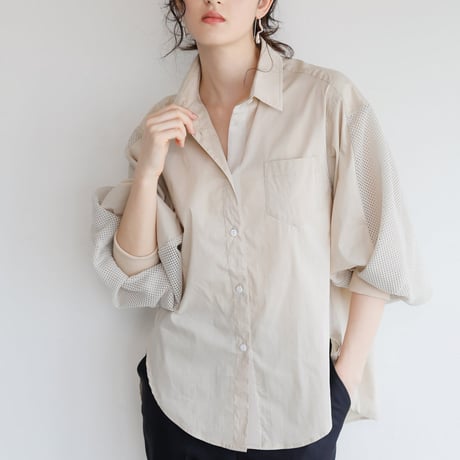 新品Lallia-mu バルーンスリーブブラウス 新品Lallia-mu バルーンスリーブブラウス