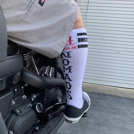 SUPPORT 81_NOMADS JAPAN Hi socks