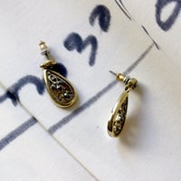 vintage d-5 baroque earrings