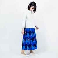 ロングスカート　山々（青）