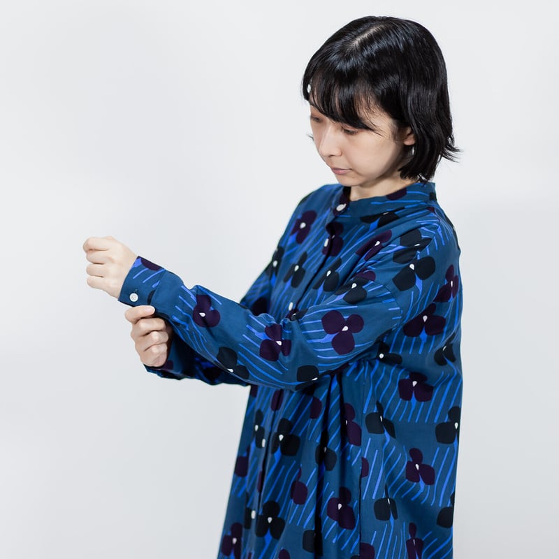 長袖シャツワンピース 杜若（紺） | 青衣 あをごろも