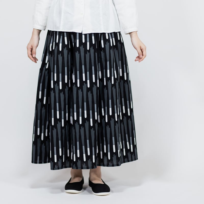 ロングスカートAW 九条ねぎ（黒） | 青衣 あをごろも